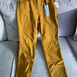Bran new jeans yellow!